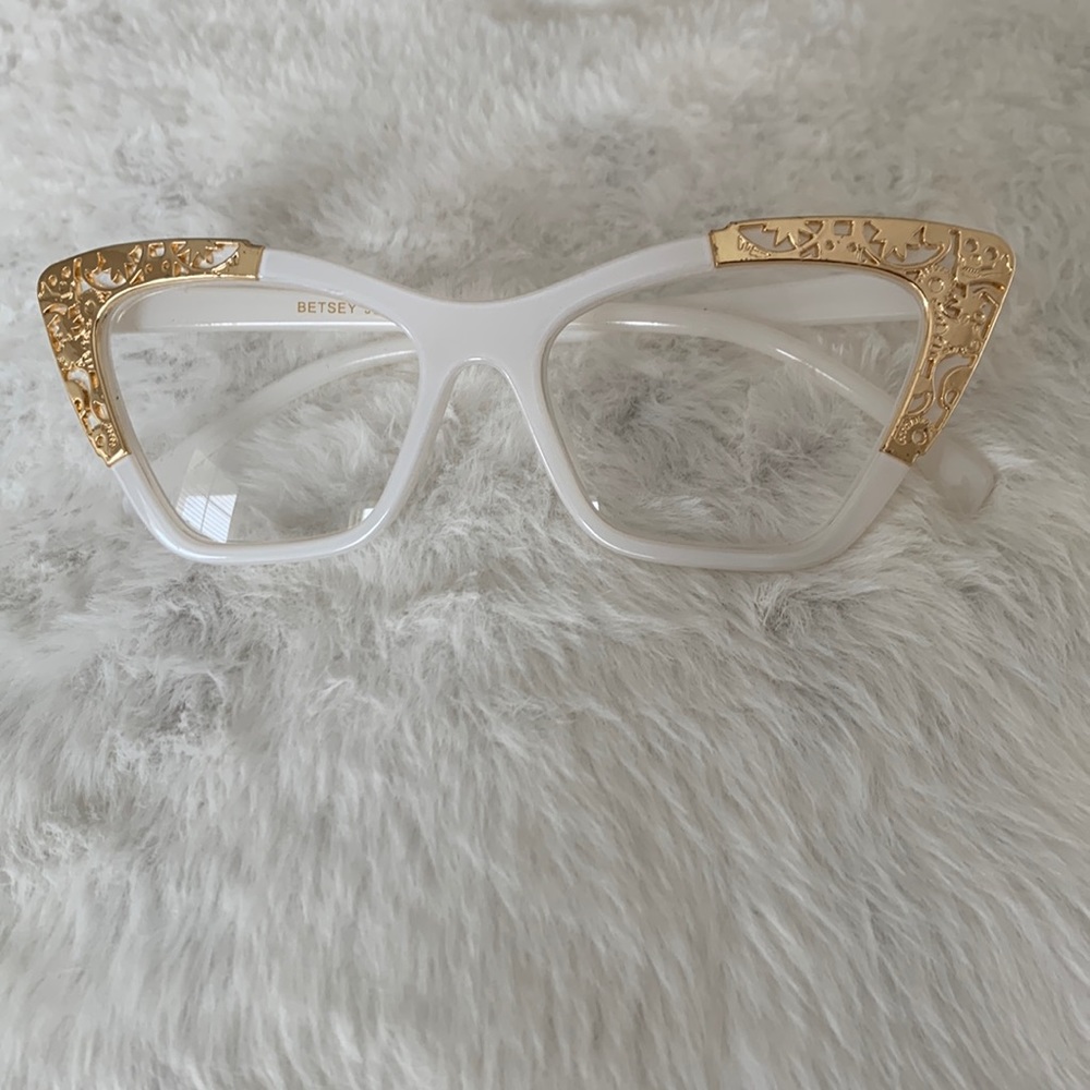 Rare White Gilded Betsey Johnson Readers